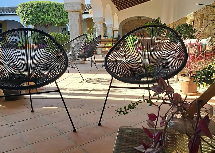 Cream Loft. Siente Jerez. Parking+Wifi+Netflix